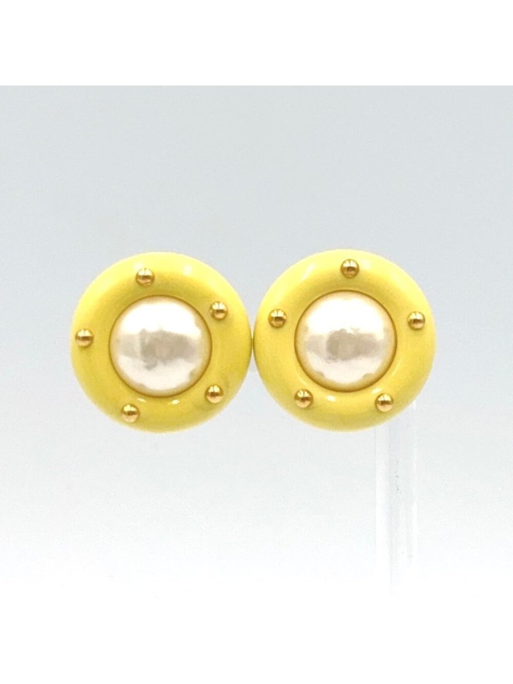 Chanel Color Plastic Studs Circle Faux Pearl Yellow Gold White Earrings